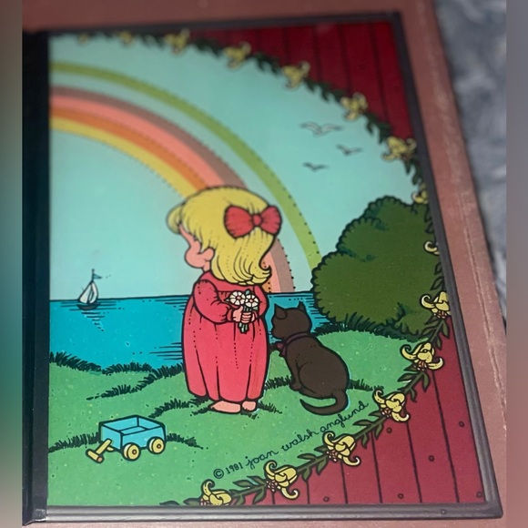 Joan Walsh Anglund signed stained glass “Rainbows are the sky’s bouquets” 1981 - Picture 4 of 5